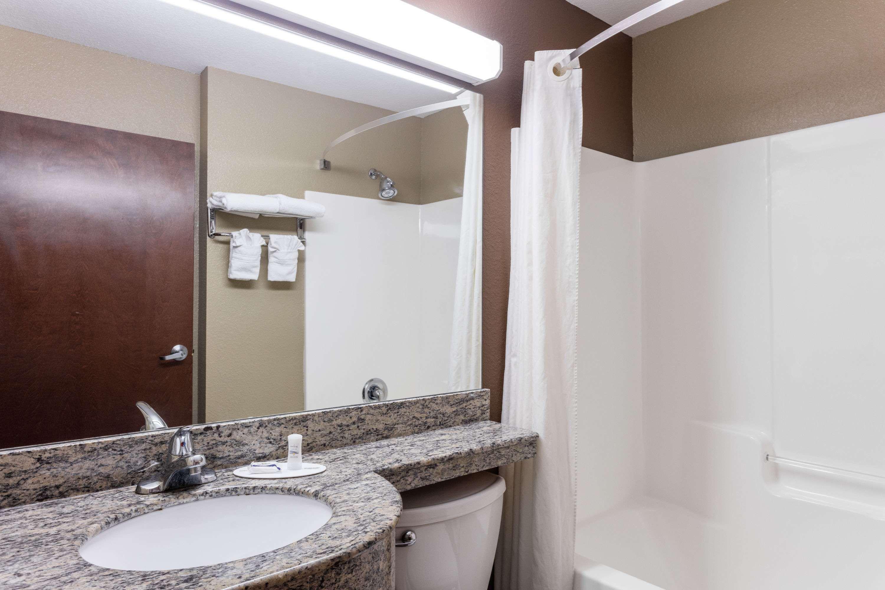Microtel Inn & Suites By Wyndham Macon Eksteriør bilde